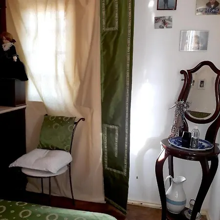 Вилла 3 Bedrooms With Furnished Garden And Wifi At 9 Km Away From The Beach Алкобаса