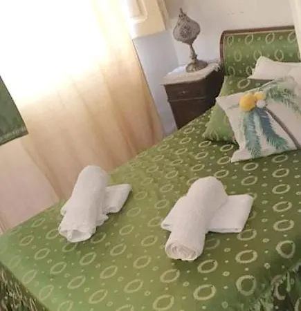 3 Bedrooms With Furnished Garden And Wifi At 9 Km Away From The Beach * Алкобаса